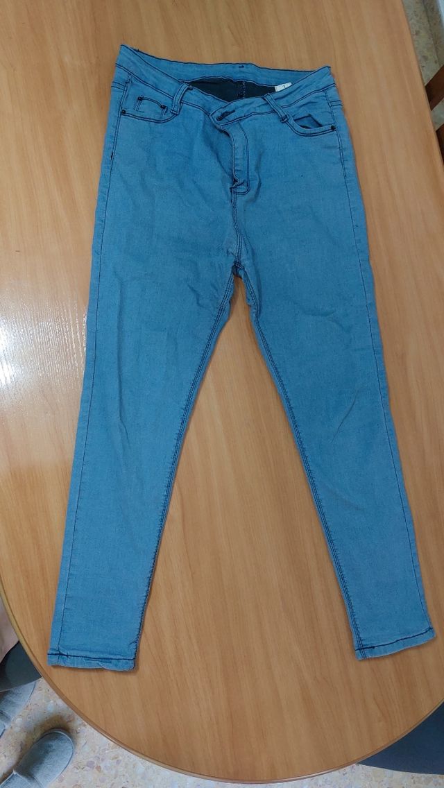 Pantalones pitillo Shein