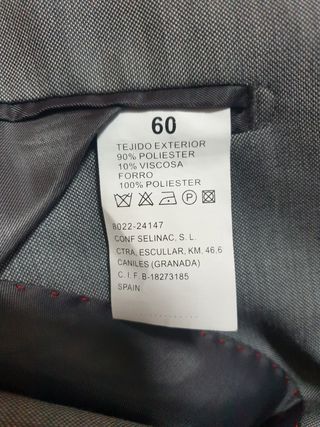 traje