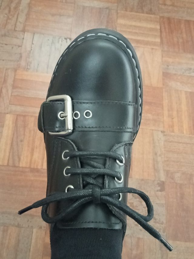 zapatos cordones piel negro cuero