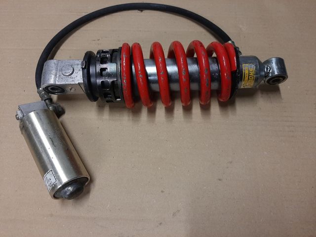 Ammortizzatore posteriore SHOWA