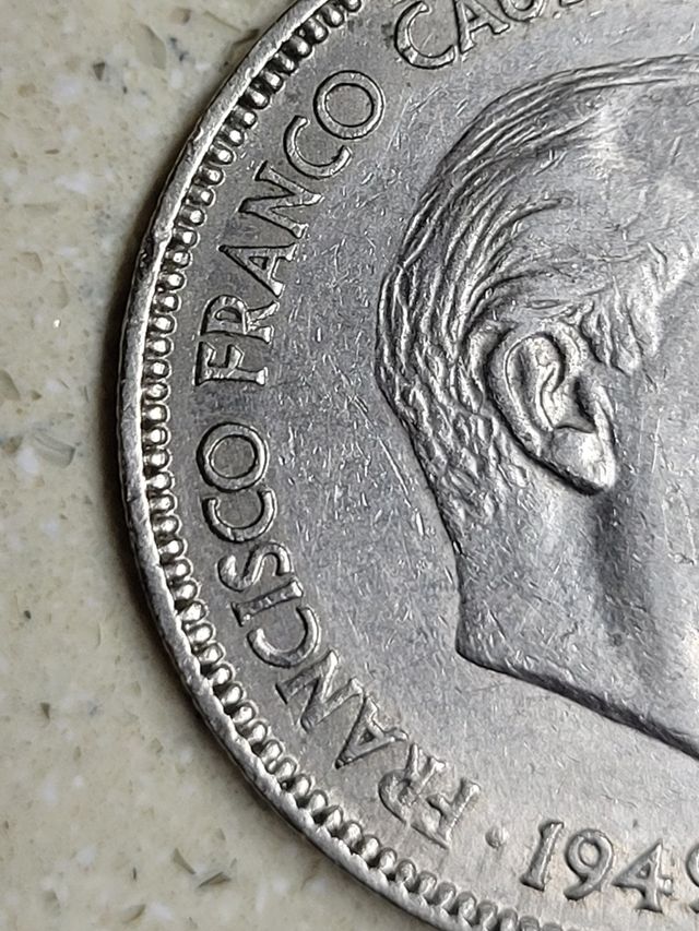 Moneda 5 pesetas. Año 1949