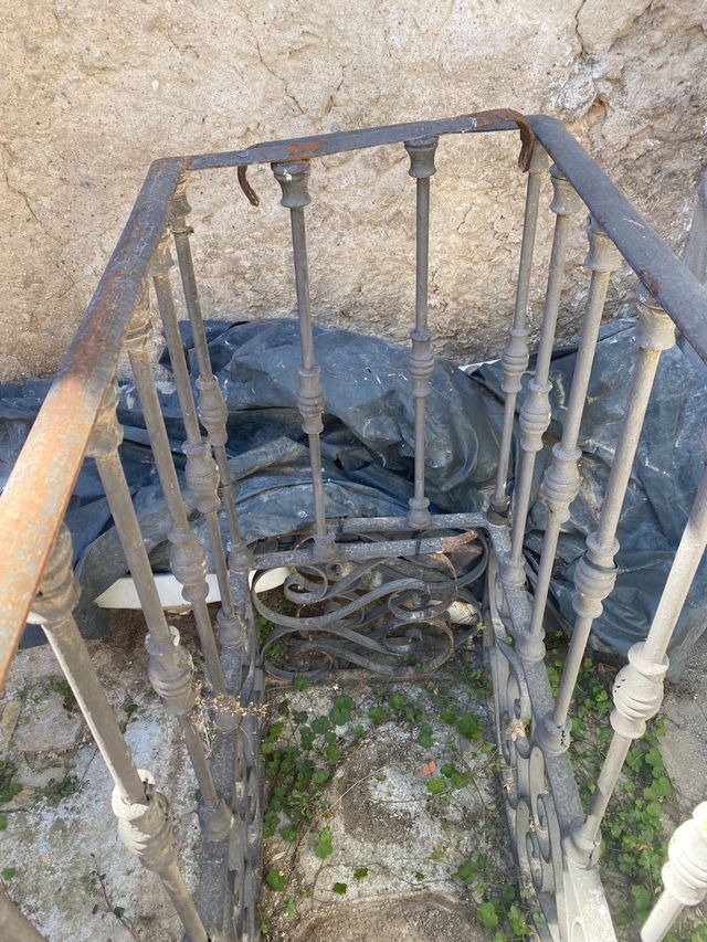 Barandas muy antiguas (2 ud)