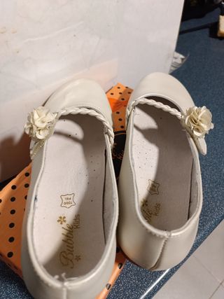 Zapatos de piel comunión niña 