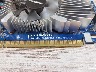Nvidia GT 620 1GB DDR3 (GigaByte)