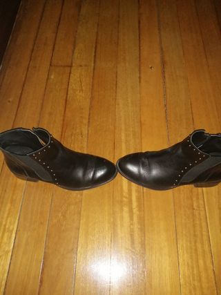 Botines negros (talla 39) María Jaén 