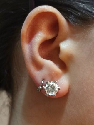 PENDIENTES DE ORO BLANCO Y CIRCONITAS 3 KILATES