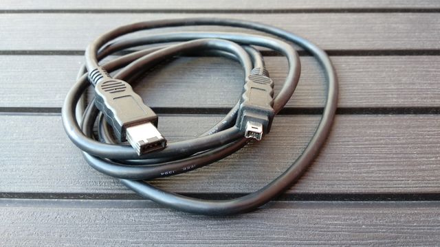 Tarjeta firewire Trust VI 2100