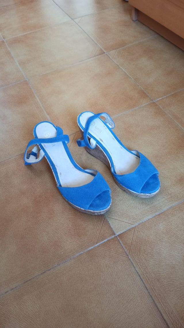 Sandalias con cuña