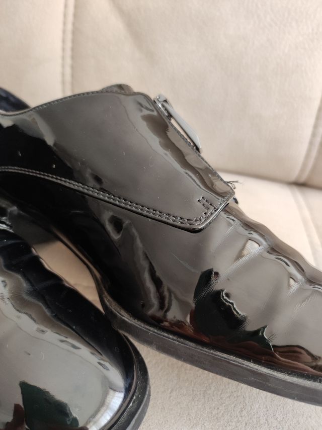 Zapatos charol Zara T42
