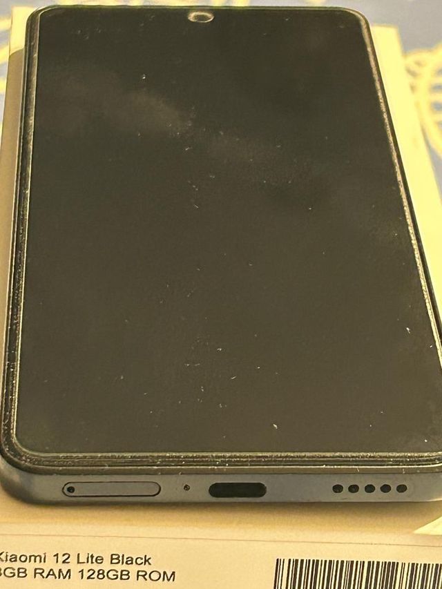 Xiaomi 12 Lite 5G 8/128GB SIN USO de segunda mano por 205 EUR en Tarragona en WALLAPOP