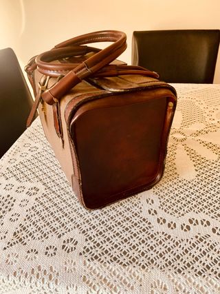 Maletin médico vintage