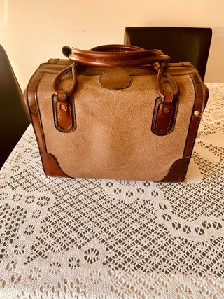 Maletin médico vintage