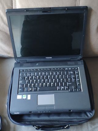 Portátil Toshiba L300-25E