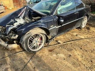 bmw 320 ci  E-46 del año 2001 en despieces