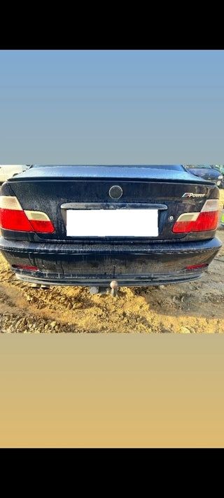 bmw 320 ci  E-46 del año 2001 en despieces