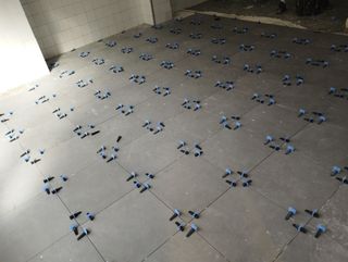 Pavimentar suelo de gres, porcelana, rectificado