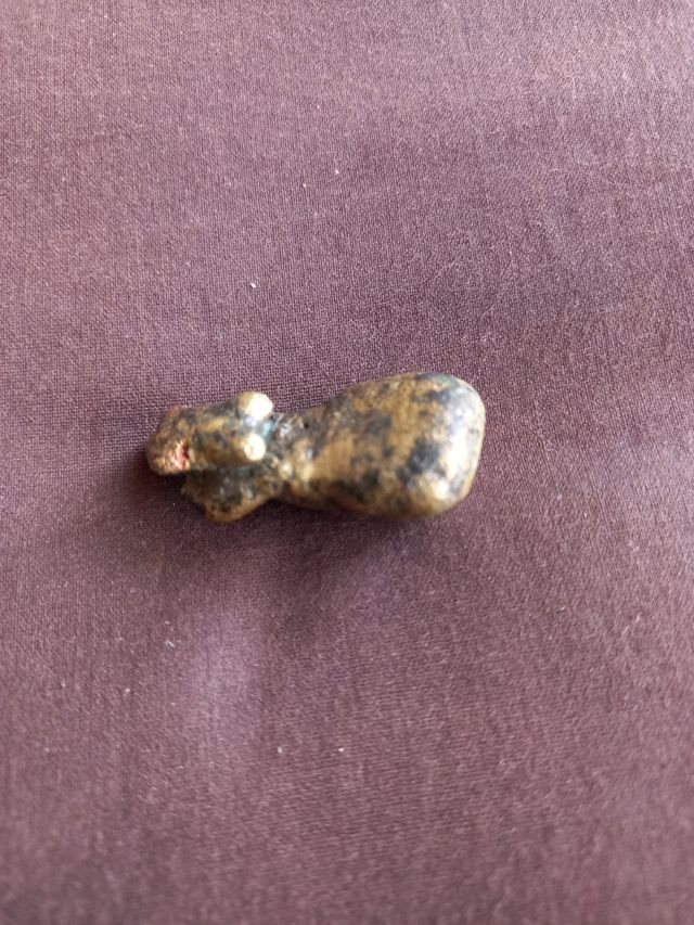 pepita de bronce, no es oro