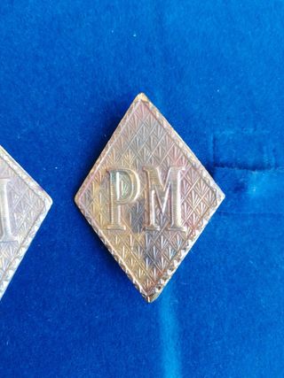 Antiguas insignias Policía Militar España. 
