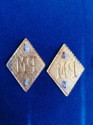 Antiguas insignias Policía Militar España. 