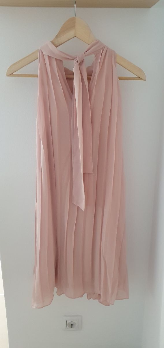 Vestido corto plisado Talla 36