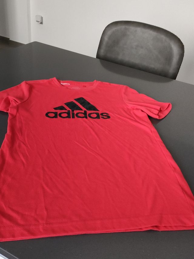 camiseta Adidas