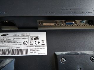 TV SAMSUNG 19"+TDT CON TELECOMANDI