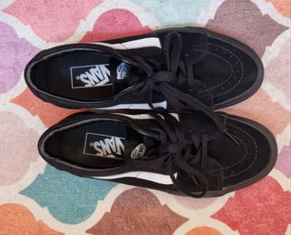 vans 38.5