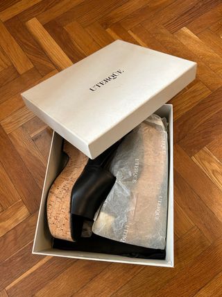 Zapatos negros - cuña corcho NUEVOS