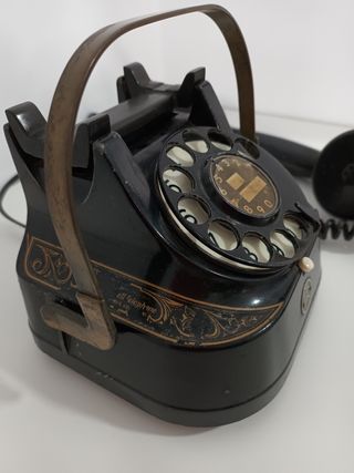 Teléfono de época
