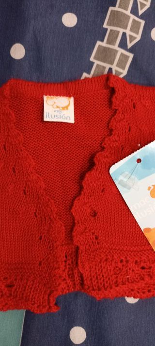 Chaqueta. Bebé. Niña. 3 meses. Roja. Nueva. Sin es