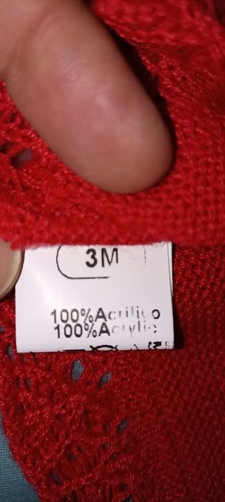 Chaqueta. Bebé. Niña. 3 meses. Roja. Nueva. Sin es