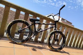 BMX WETHEPEOPLE JUSTICE NEGRA 20.75"