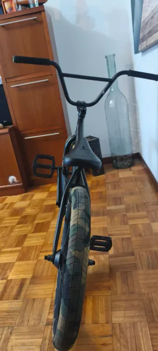 BMX WETHEPEOPLE JUSTICE NEGRA 20.75"