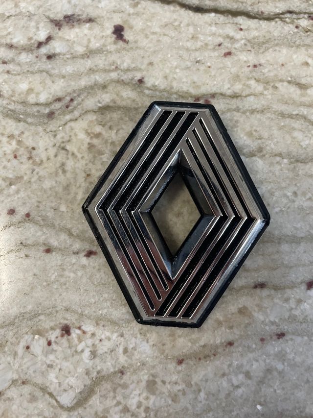 Emblema original rombo renault metálico