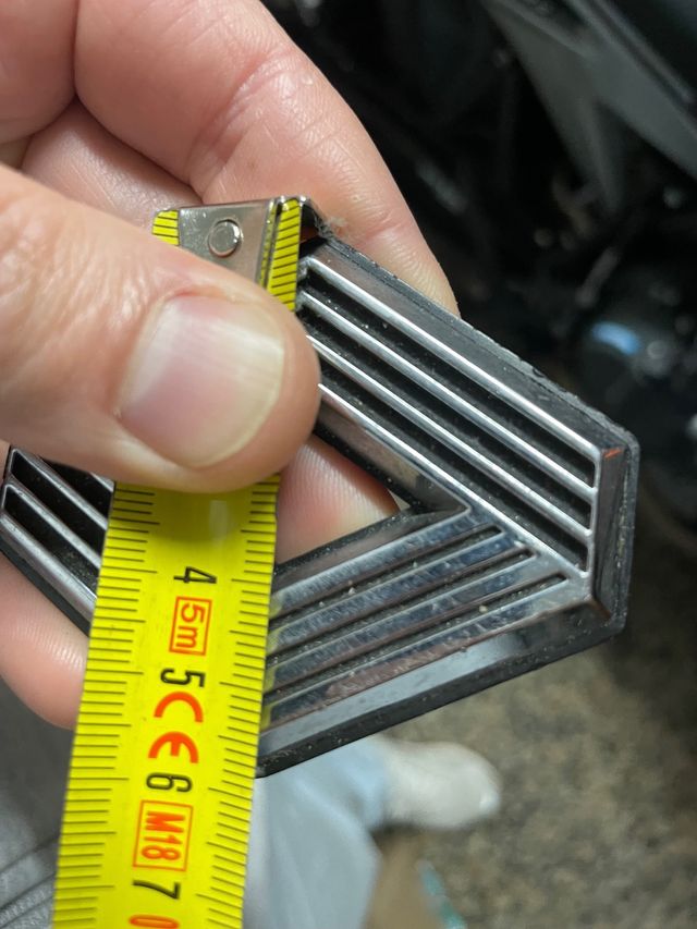 Emblema original rombo renault metálico