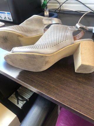 Sandalias plateadas Lois