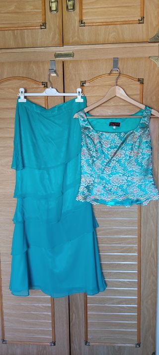 💕 Traje