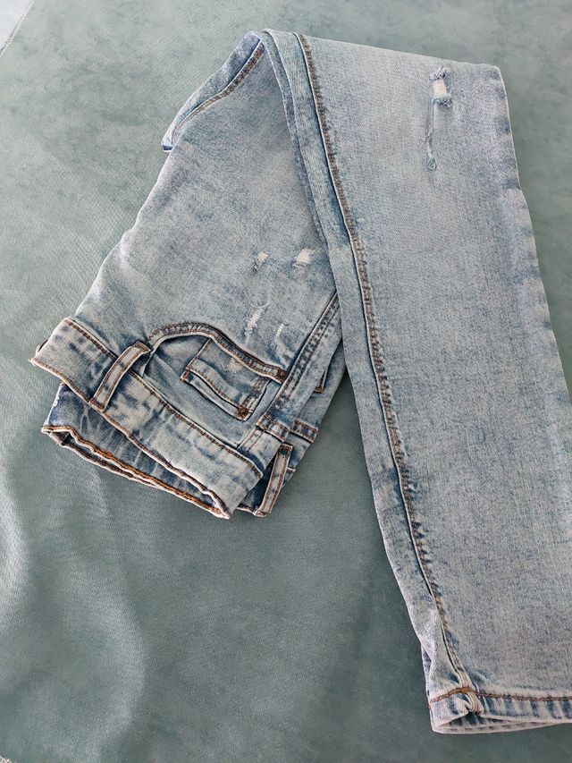 Pantalón chico, talla 13-14