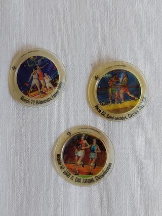 9 tappi a corona. 1976