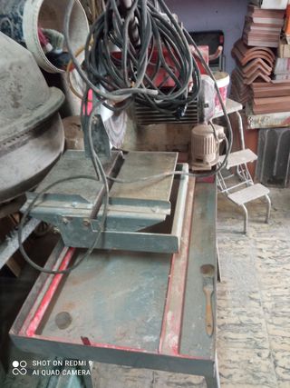 mesa corte vidia con agua