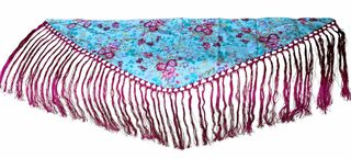 Manton de manila para niña. Moda flamenca