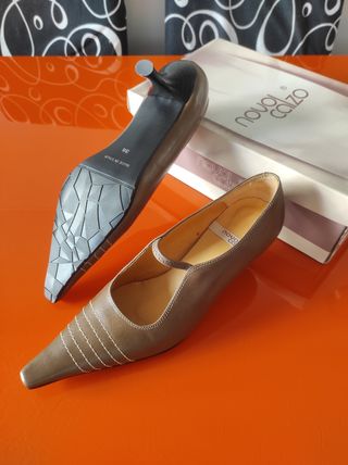 Zapatos mujer piel. Sin Estrenar Talla 38