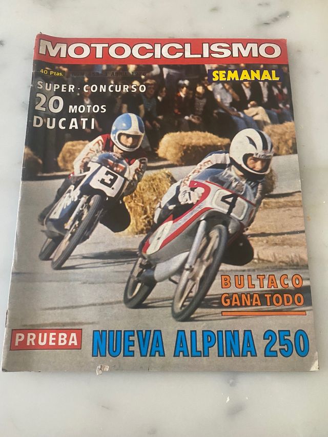 Lote de revistas de motociclismo antiguas.