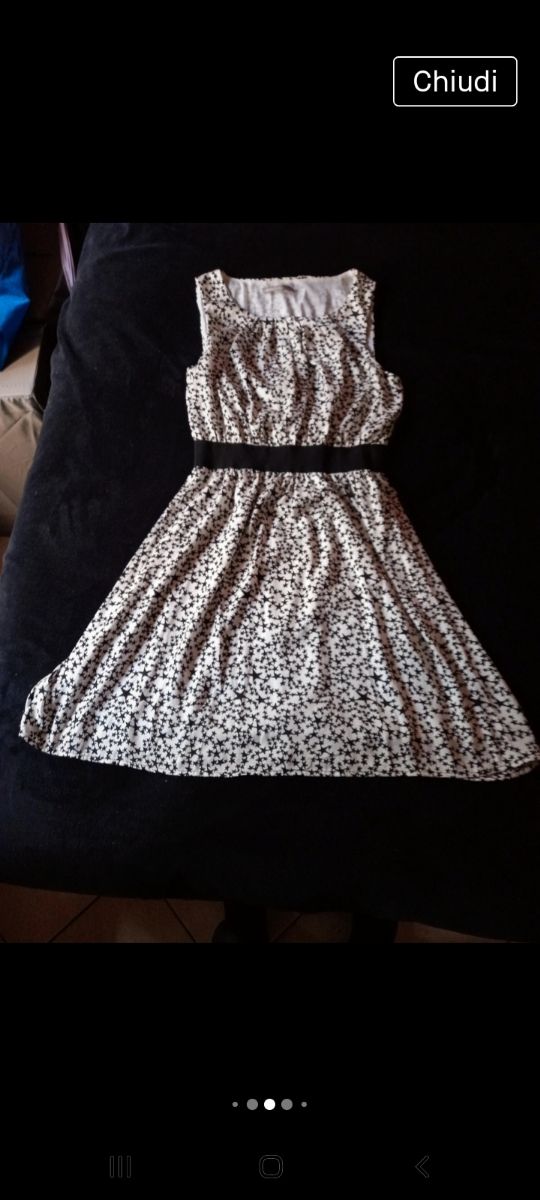 Gaudi' mini abito bianco stelline nere