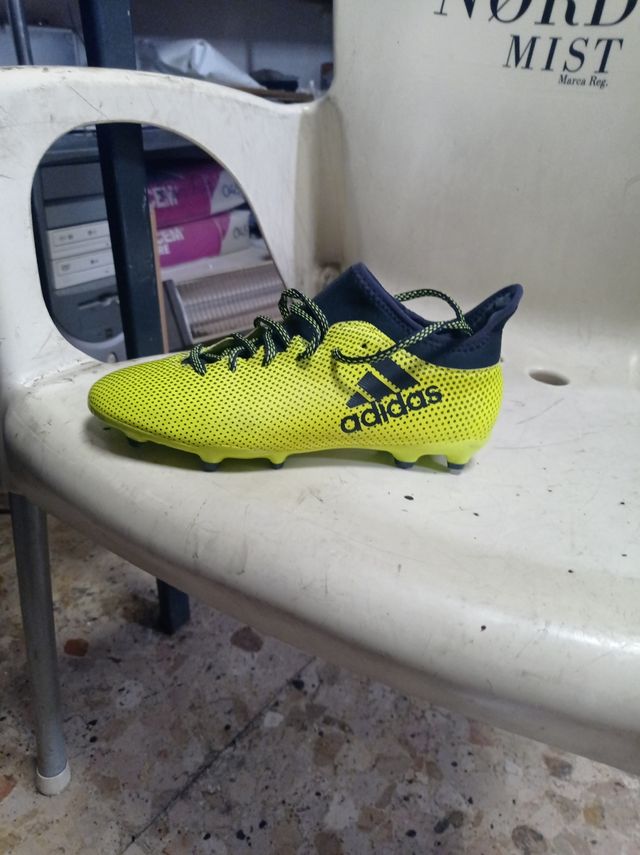 botas de fútbol tobilleras