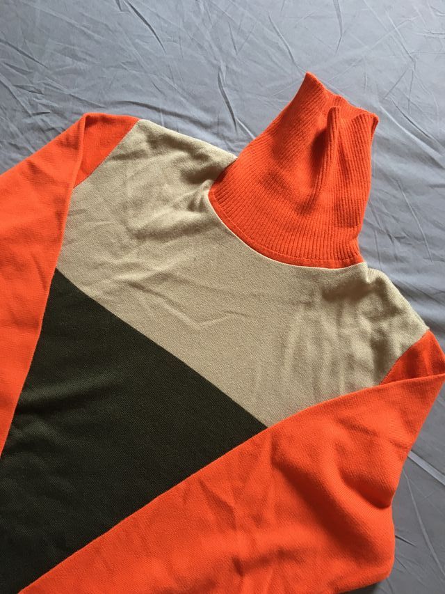 Maglione collo alto leggero arancio/beige/marrone