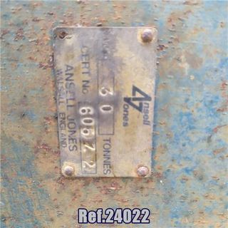 Ref.24022 gancho remolque del.