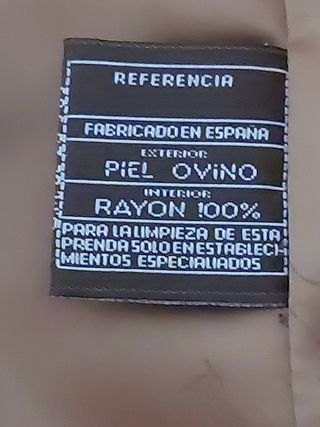 Dormitorio infantil/ juvenil blanco.