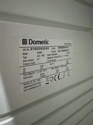 NEVERA DOMETIC TRIVALENTE