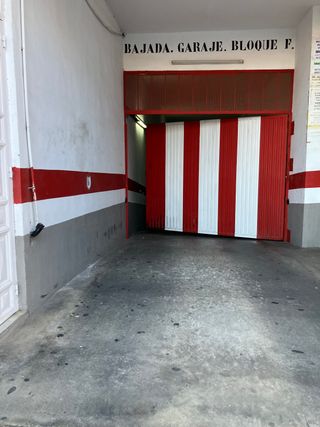 Plaza de Garaje para MOTO en alquiler.